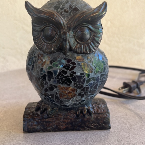 Amber Light Up Owl 🦉 Night Lite Glow a Pretty Amber Color - Picture 3 of 10
